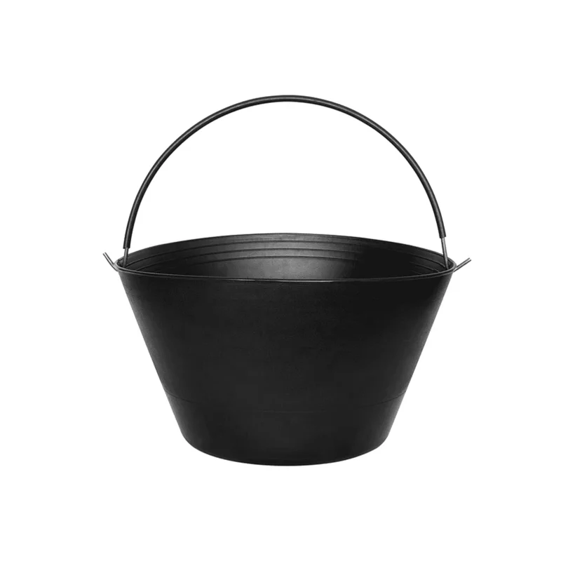Balde negro para construcción